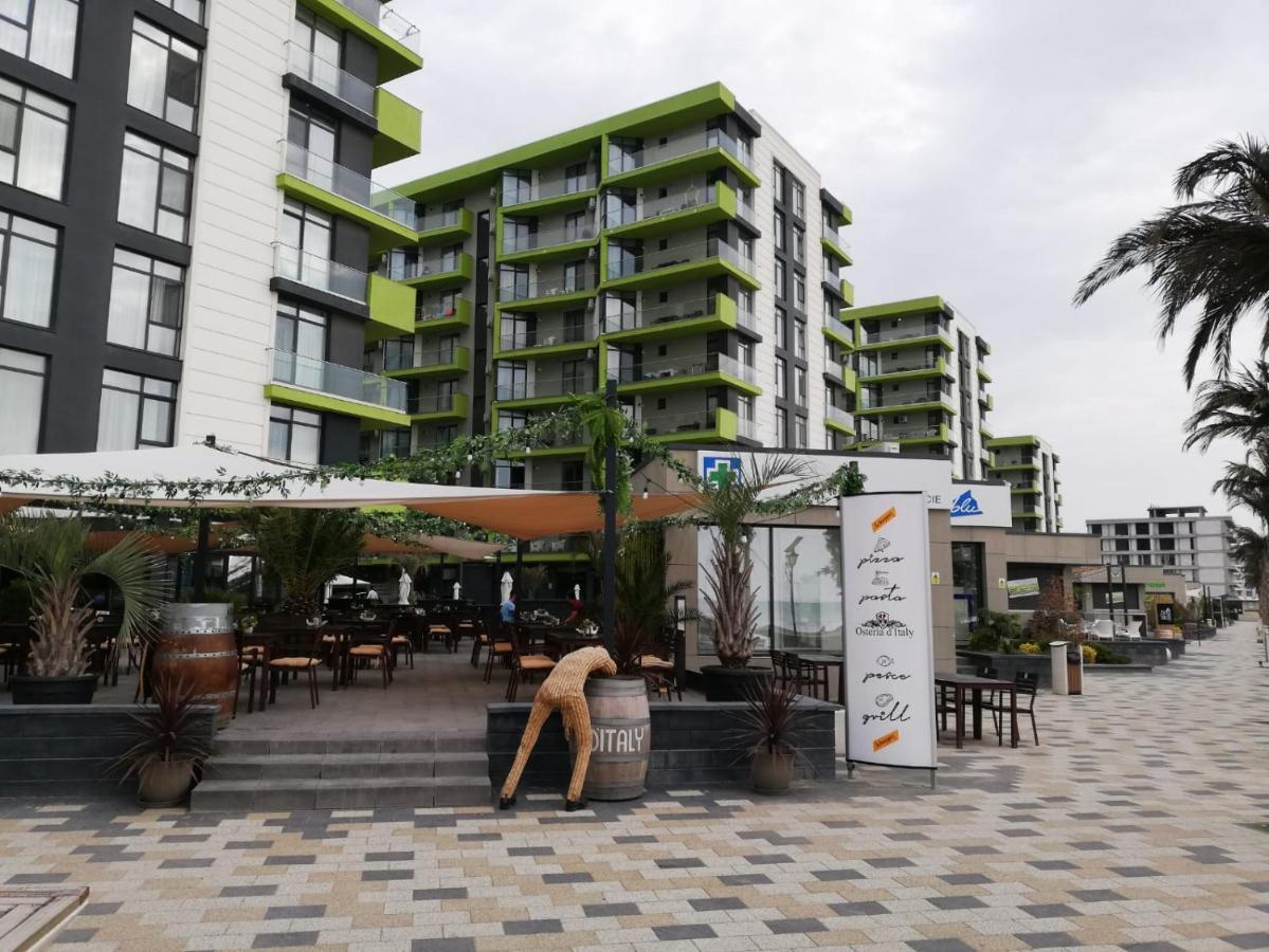 Ferienwohnung Luxury Kln By Alezzi Mamaia Nord Năvodari Exterior foto