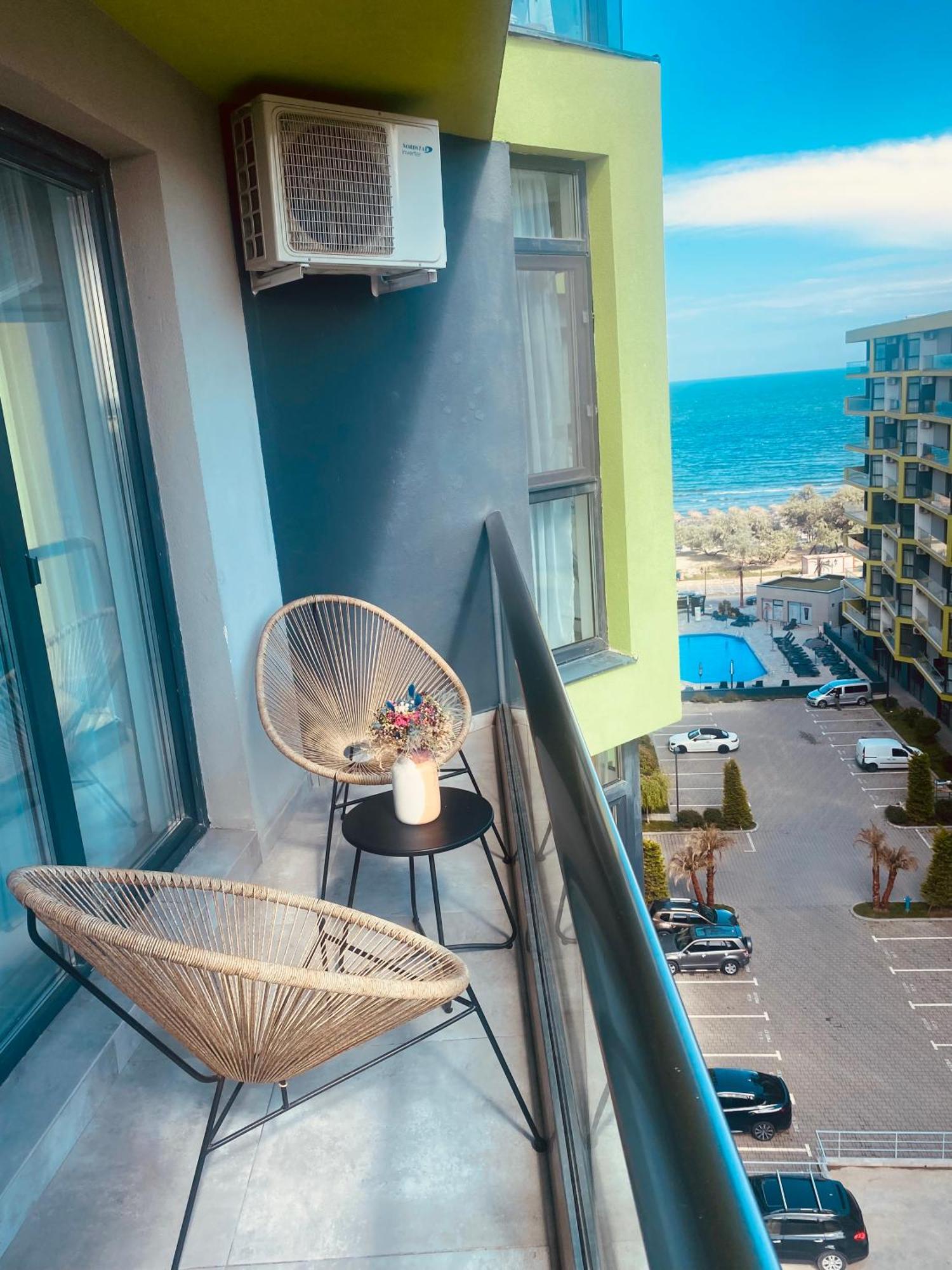 Ferienwohnung Luxury Kln By Alezzi Mamaia Nord Năvodari Exterior foto